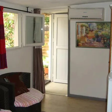 Bed & Breakfast Le Soleil Bleu 3*