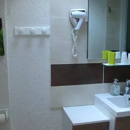 Le Soleil Bleu Bed & Breakfast