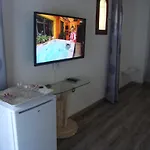 Le Soleil Bleu Bed & Breakfast Fréjus