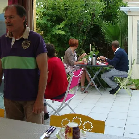 Nocleg ze śniadaniem Le Soleil Bleu