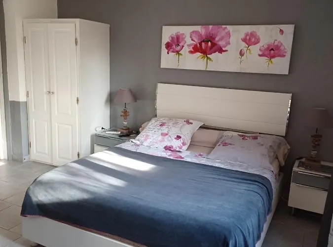 Bed & Breakfast Le Soleil Bleu 3*